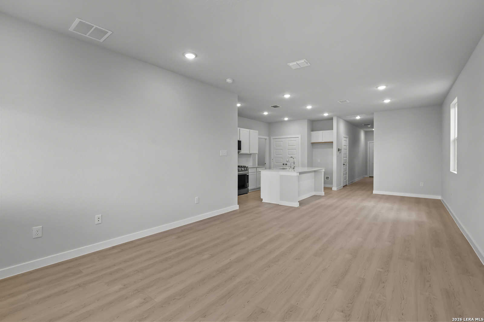 9927 Chavaneaux Landing San Antonio TX 78221