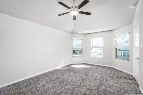 1117 Amber Lake Seguin TX 78155