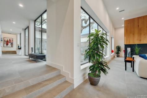 24619 Cliff Line San Antonio TX 78257