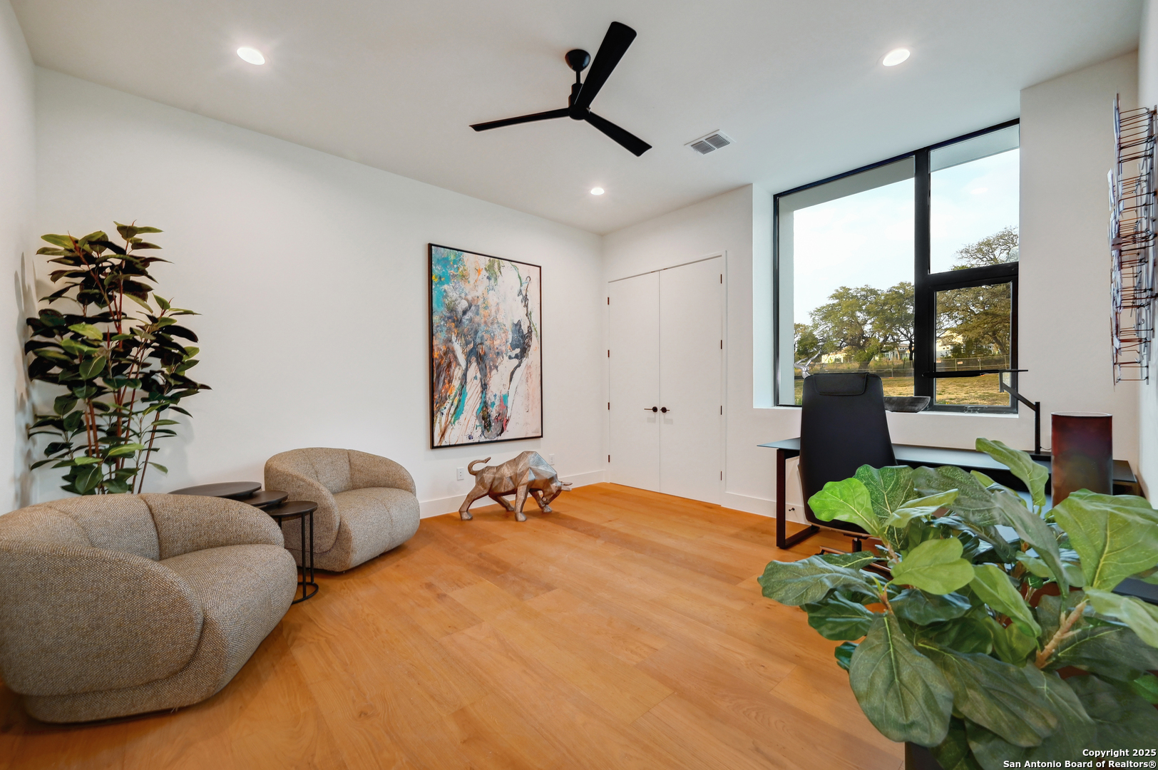 24619 Cliff Line San Antonio TX 78257