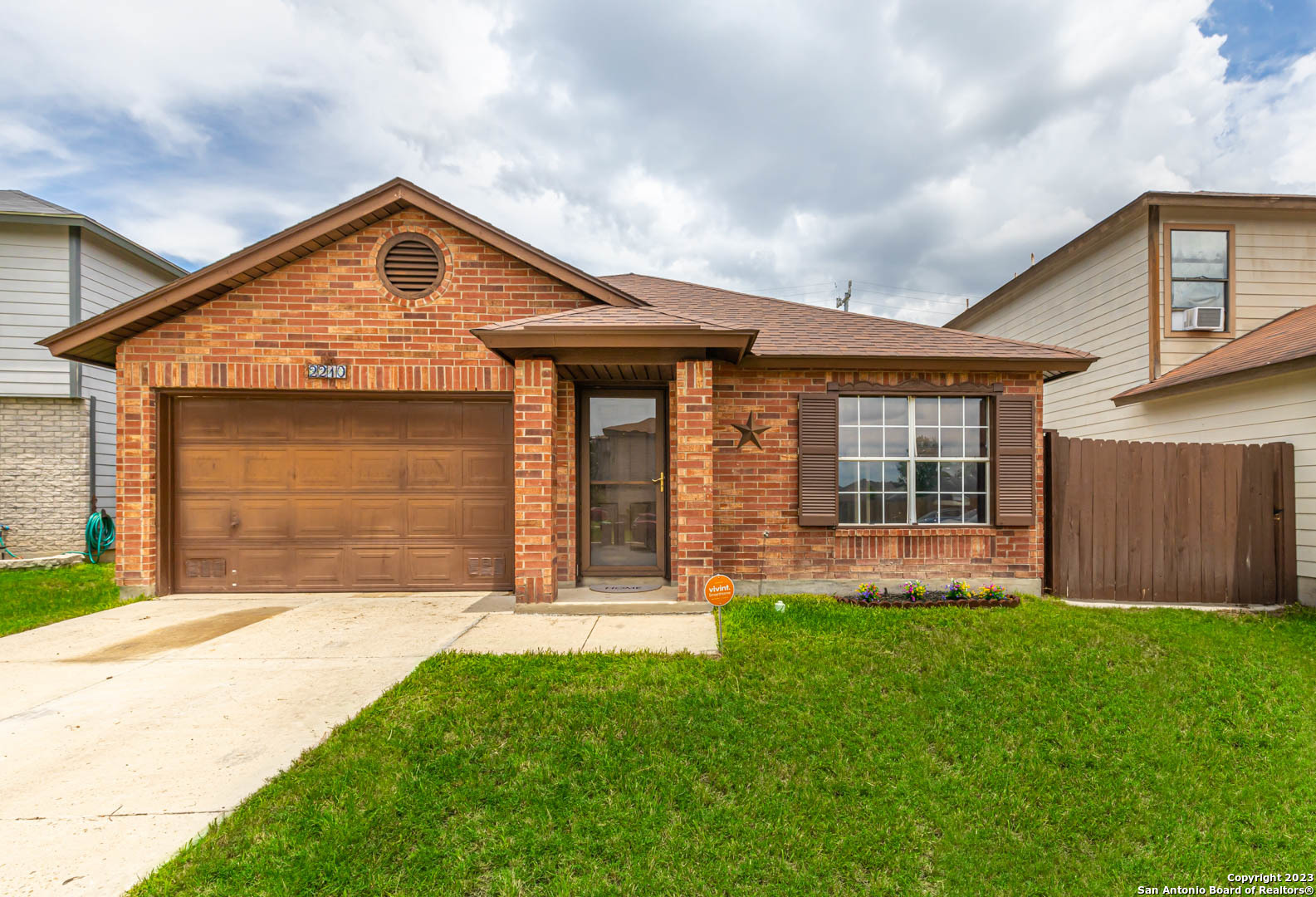 2210 Juniper Hill San Antonio TX 78245