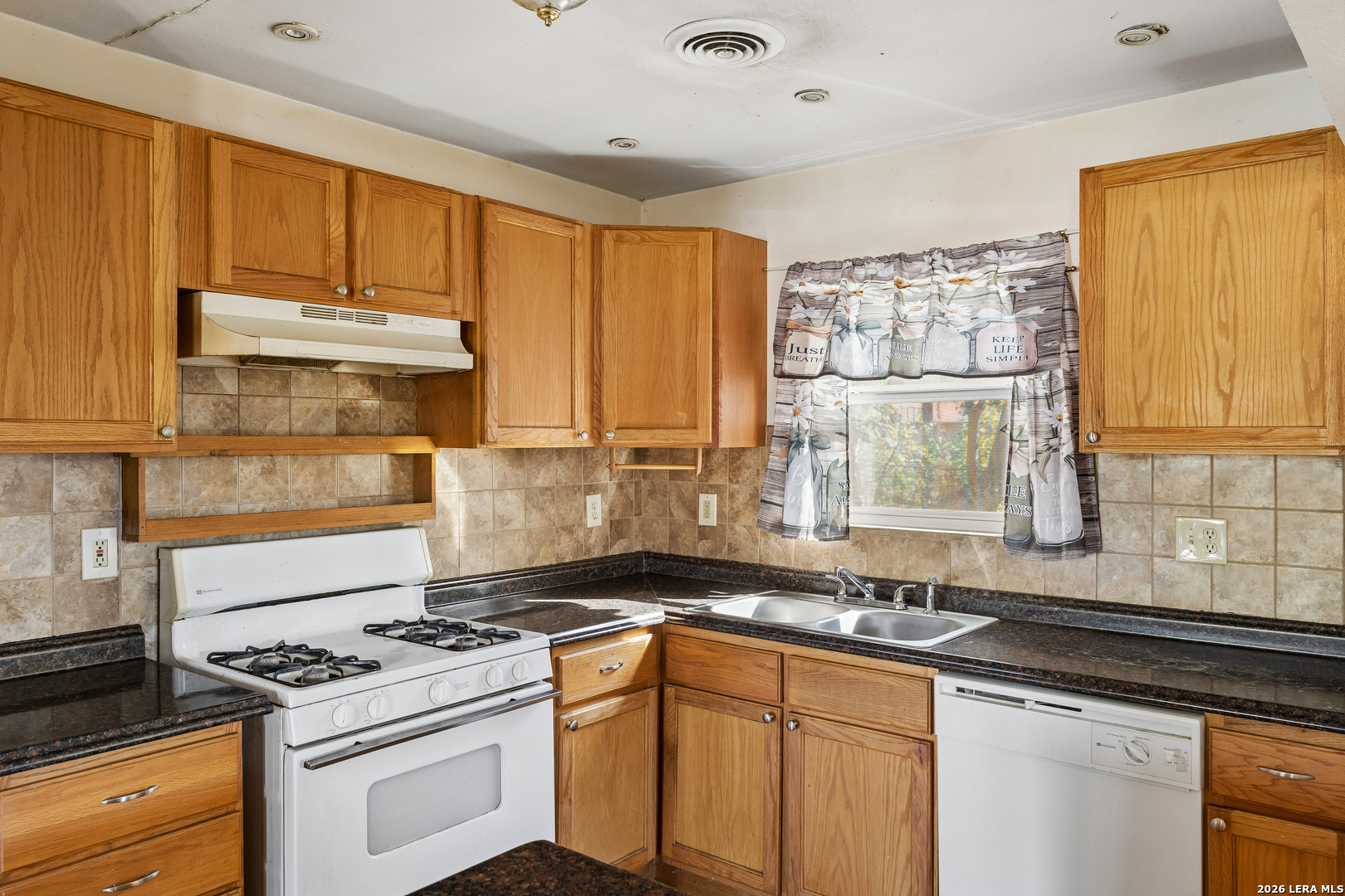210 Goodhue San Antonio TX 78218