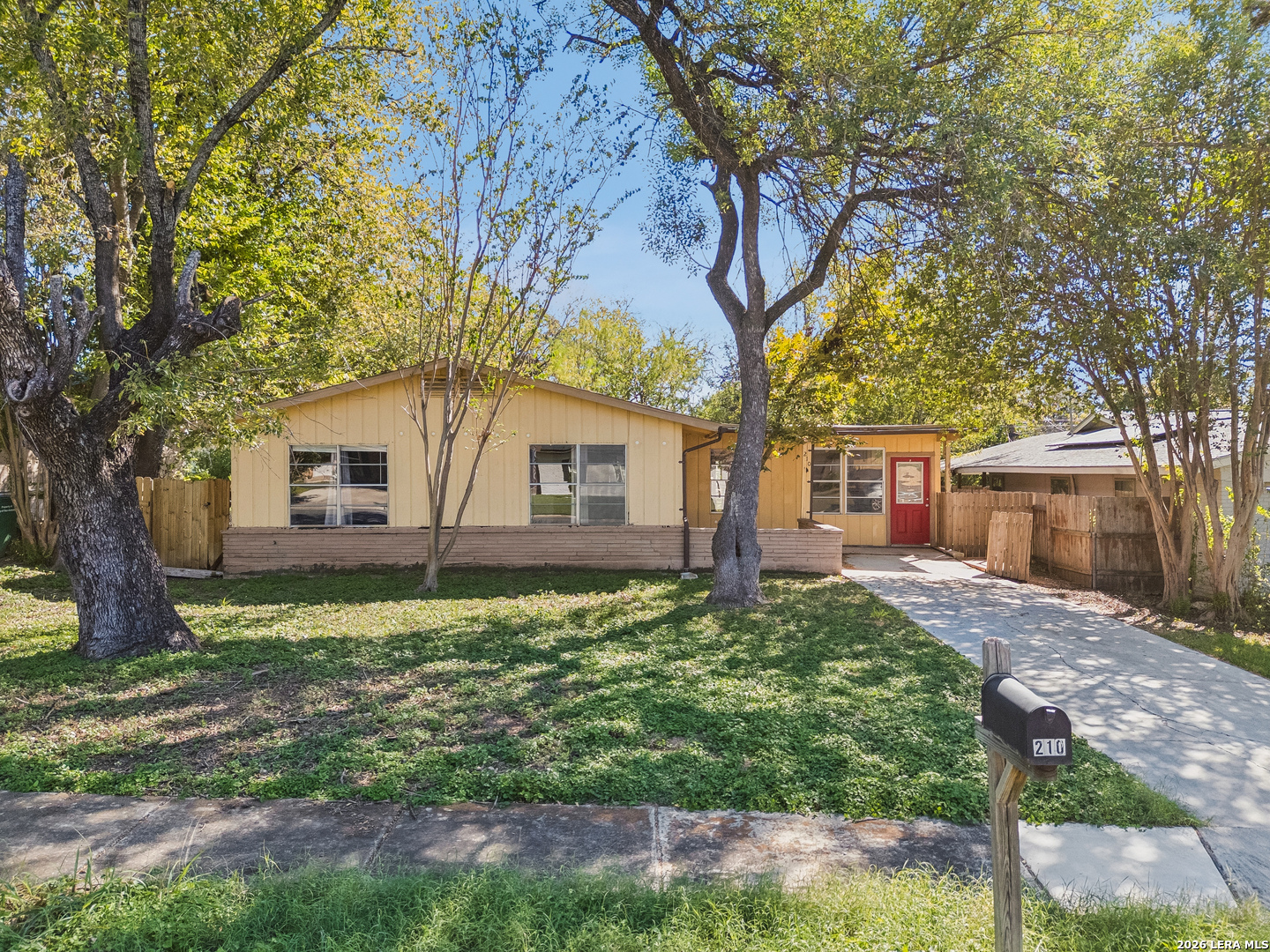 210 Goodhue San Antonio TX 78218