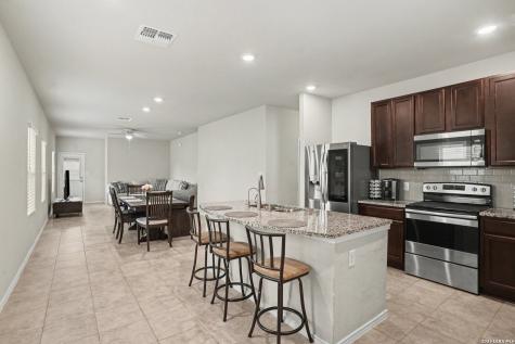 125 Saddle Breeze Cibolo TX 78108