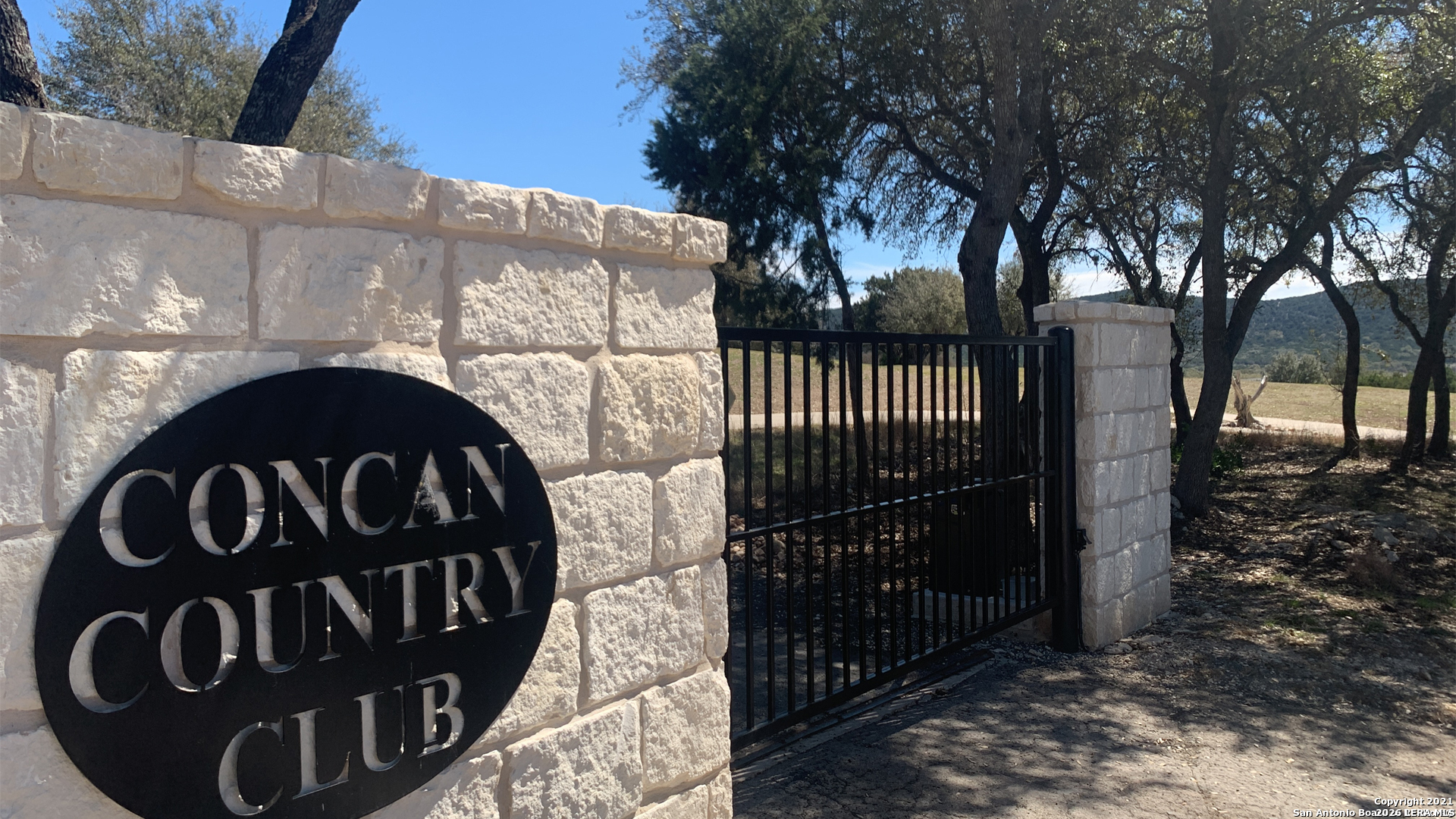 92 Mountain Valley Drive Concan TX 78838