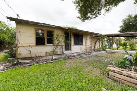 204 3rd Street Converse TX 78109
