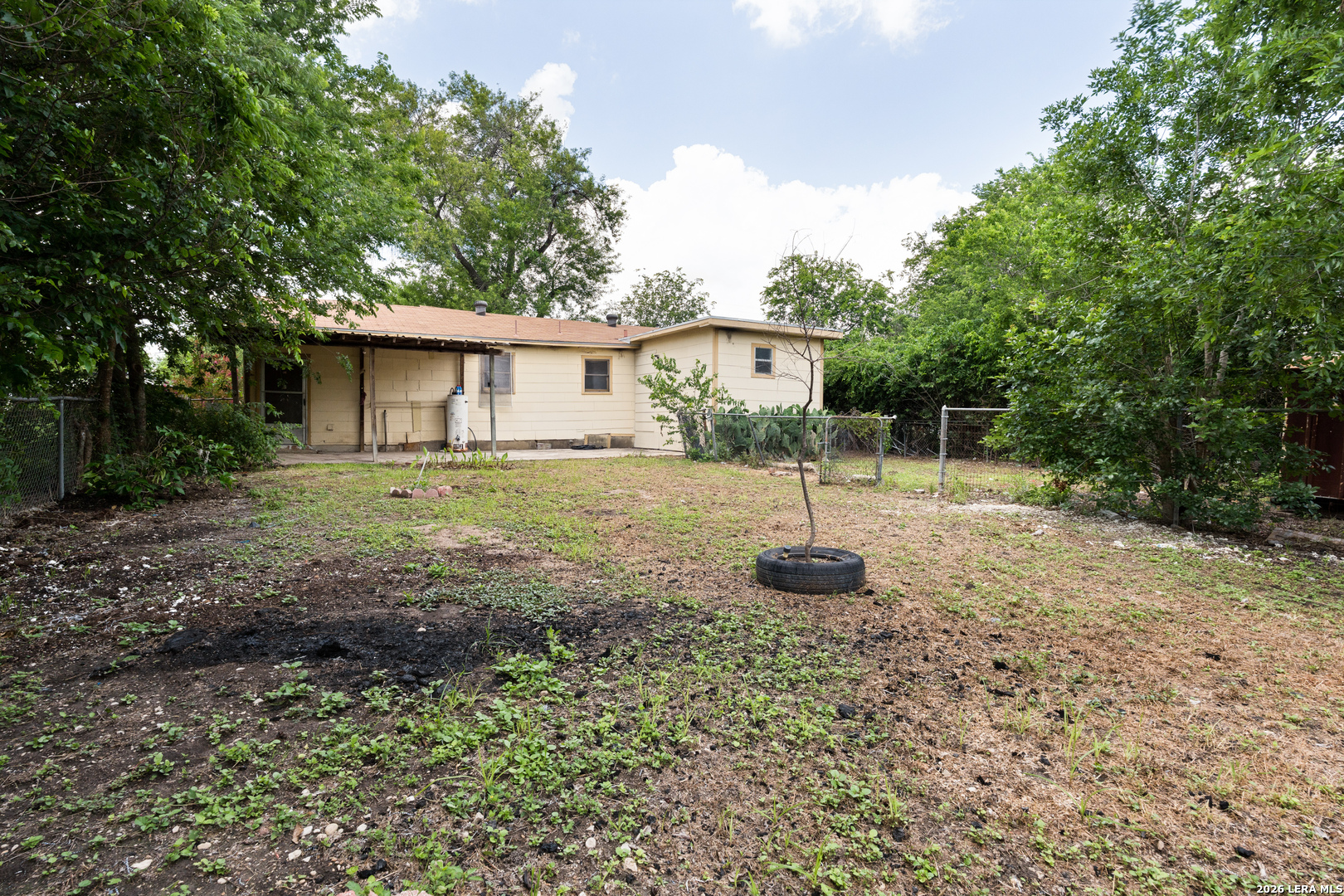 204 3rd Street Converse TX 78109