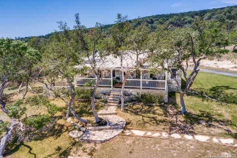 27869 Smithson Valley Road San Antonio TX 78261