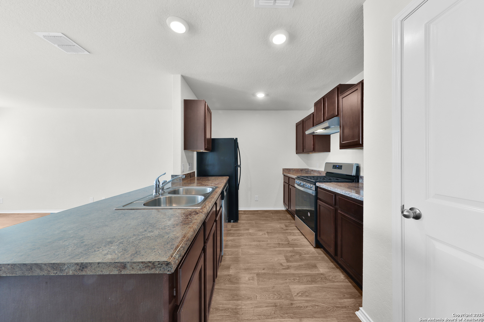 104 Black Scoter San Antonio TX 78253