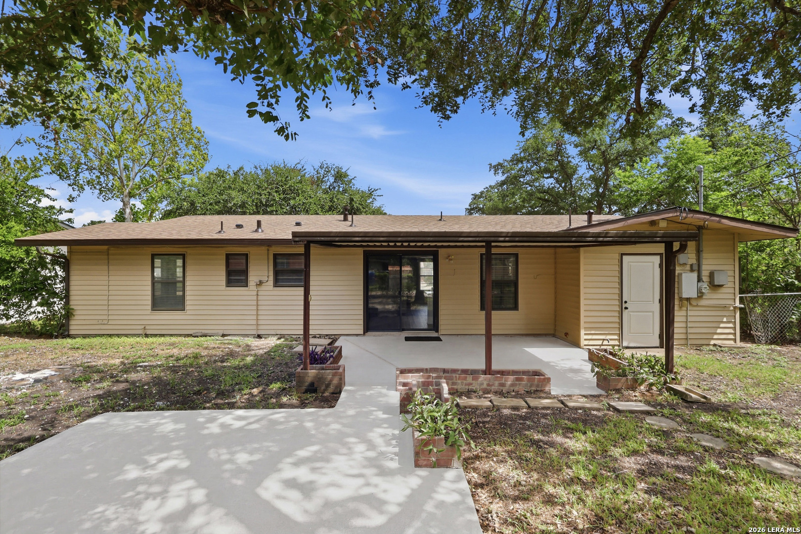 429 E Wright Boulevard Universal City TX 78148
