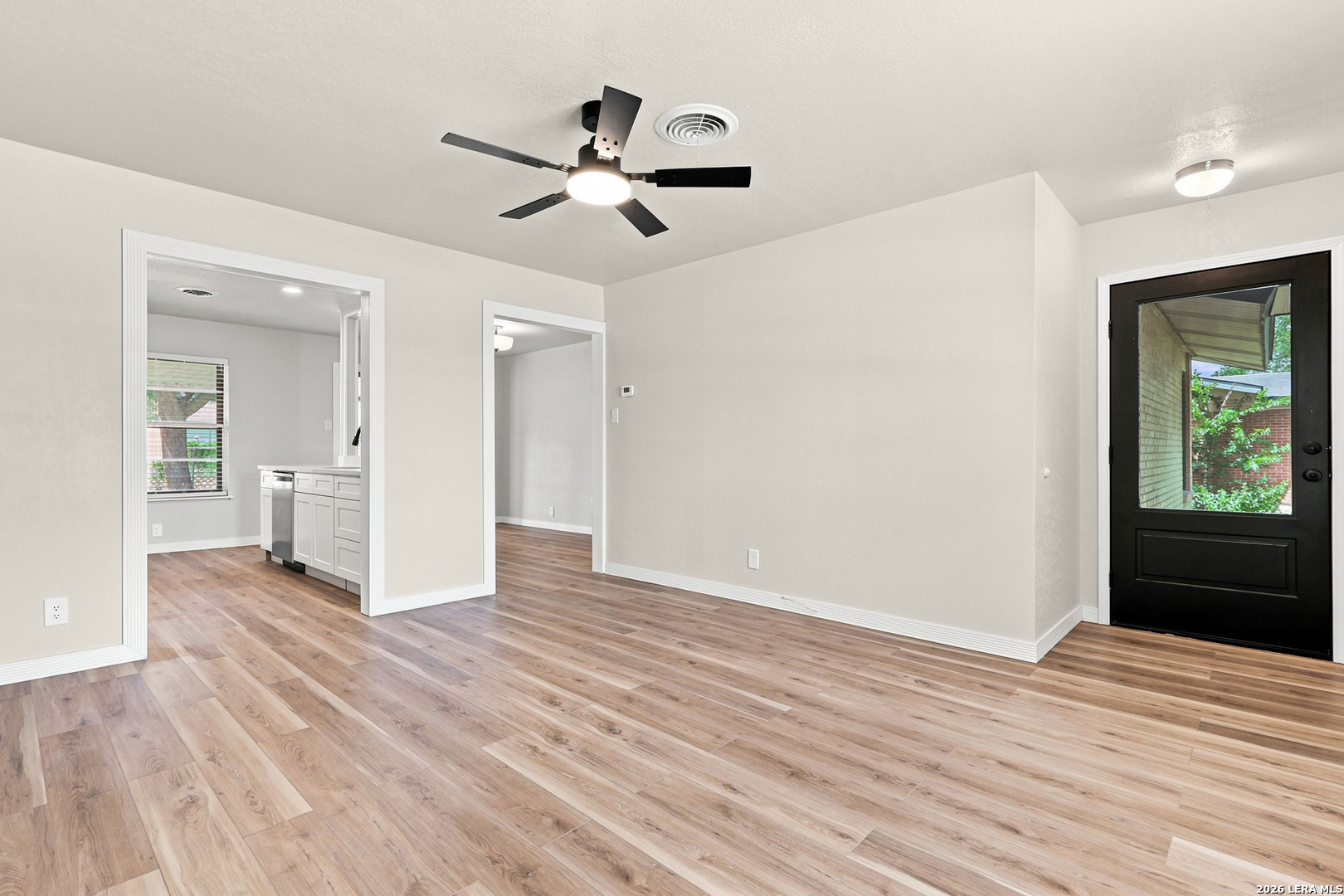 429 E Wright Boulevard Universal City TX 78148