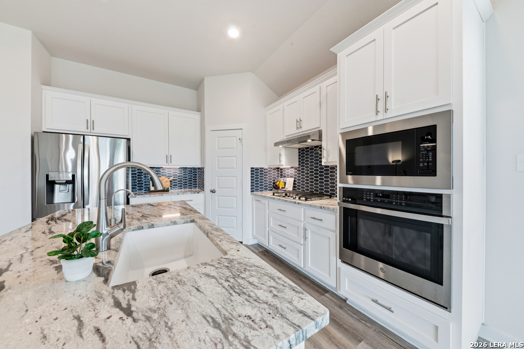 1960 Colonial Avenue New Braunfels TX 78130