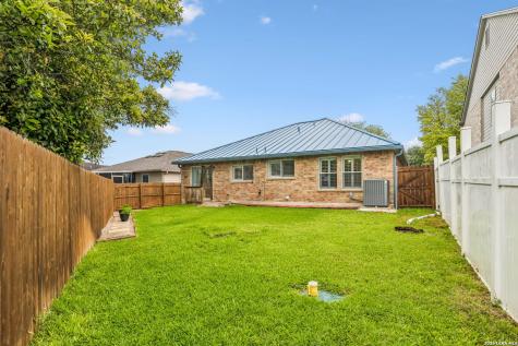 11228 Forest Pass Court Live Oak TX 78233