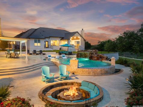 1344 Bordeaux Lane New Braunfels TX 78132