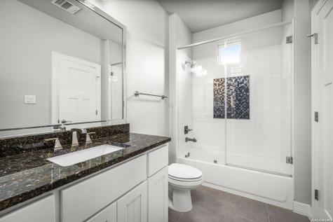 1344 Bordeaux Lane New Braunfels TX 78132