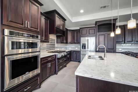 1344 Bordeaux Lane New Braunfels TX 78132