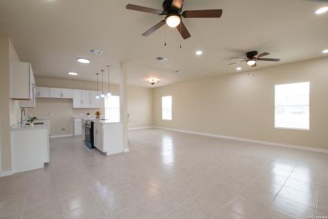 2621 Pahmeyer New Braunfels TX 78130
