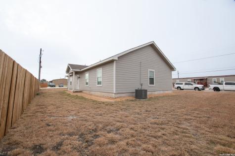 2621 Pahmeyer New Braunfels TX 78130