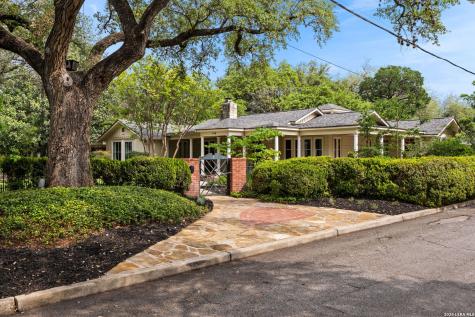 140 W Fair Oaks Place San Antonio TX 78209