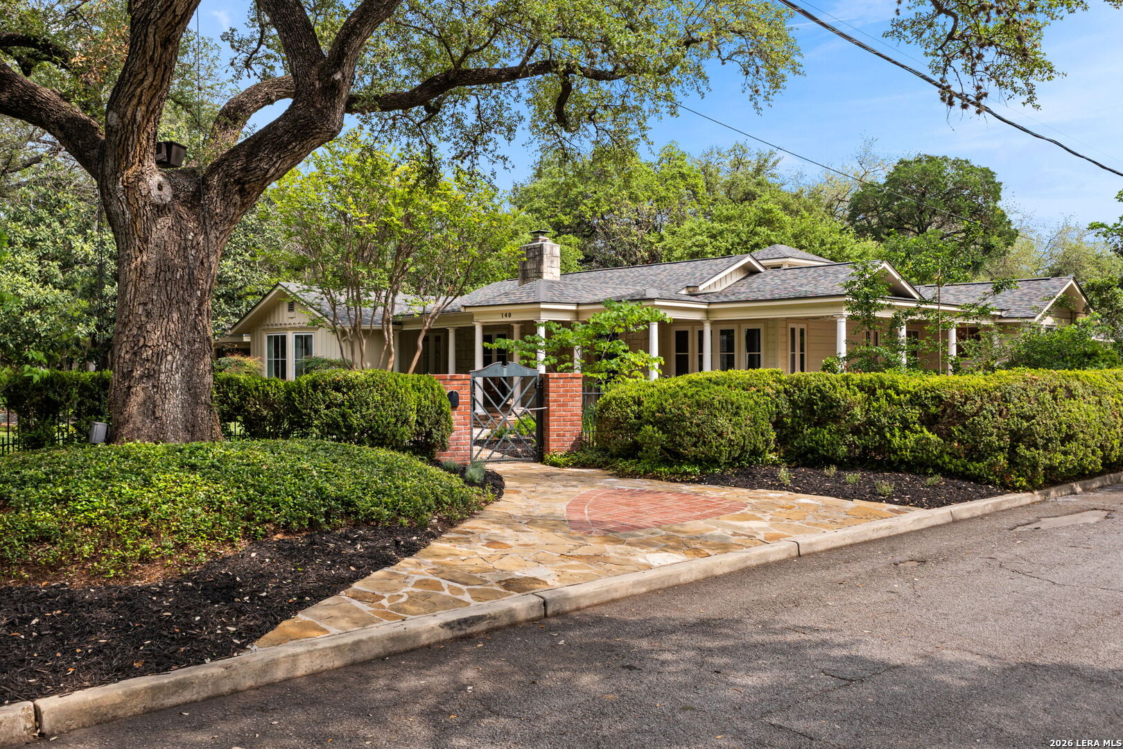 140 W Fair Oaks Place San Antonio TX 78209