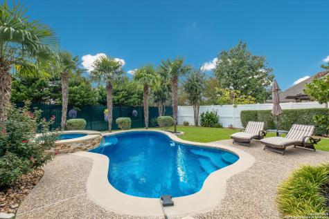 110 Garden Trace San Antonio TX 78260