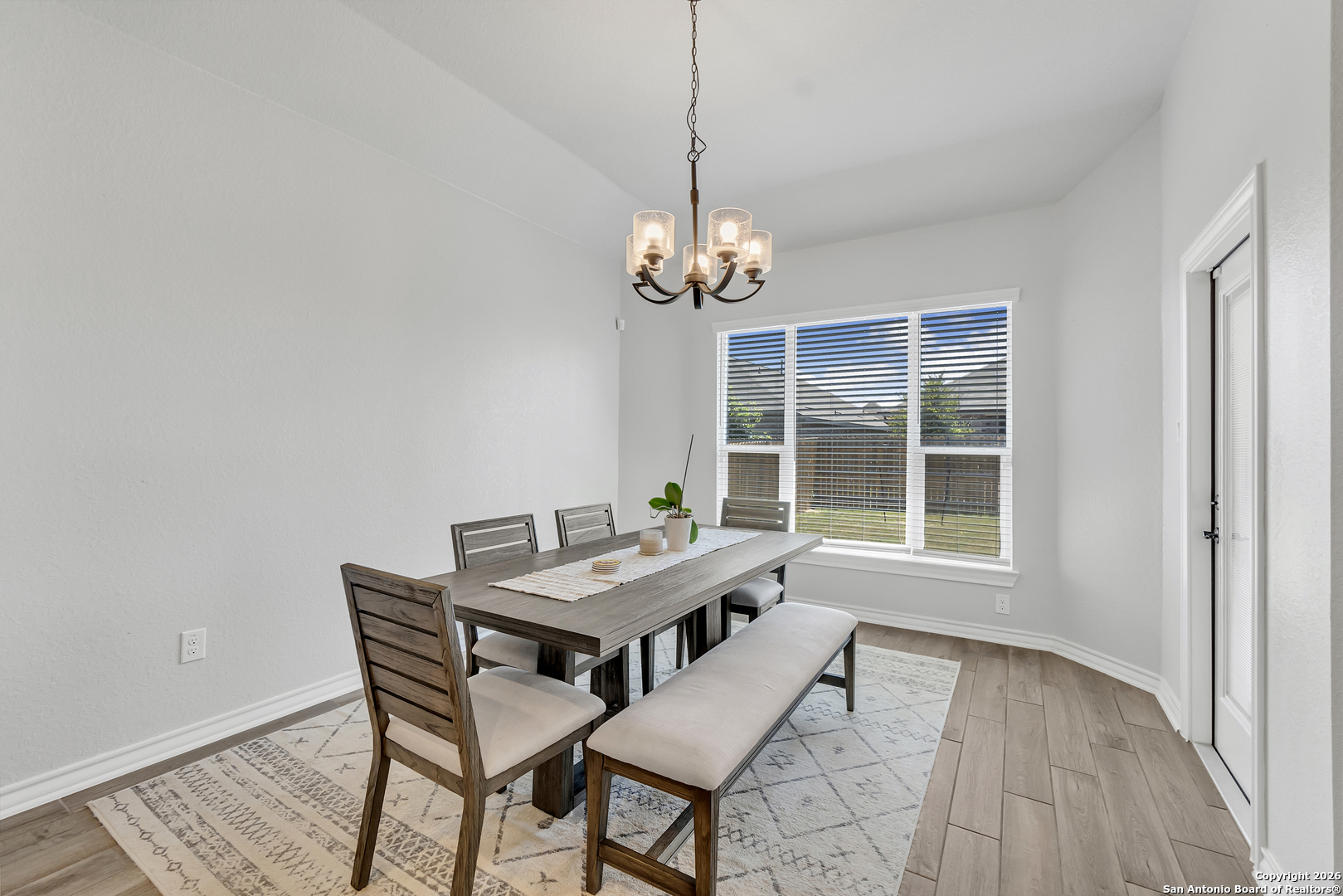 6870 Comanche View San Antonio TX 78233
