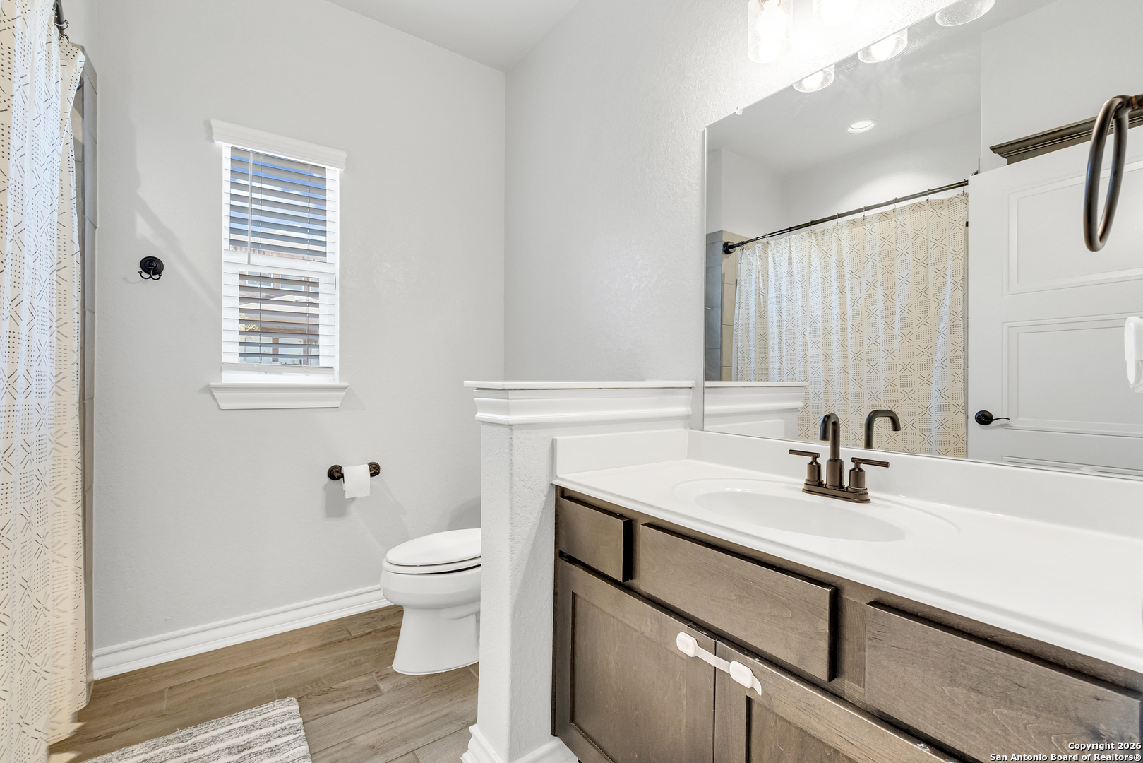 6870 Comanche View San Antonio TX 78233