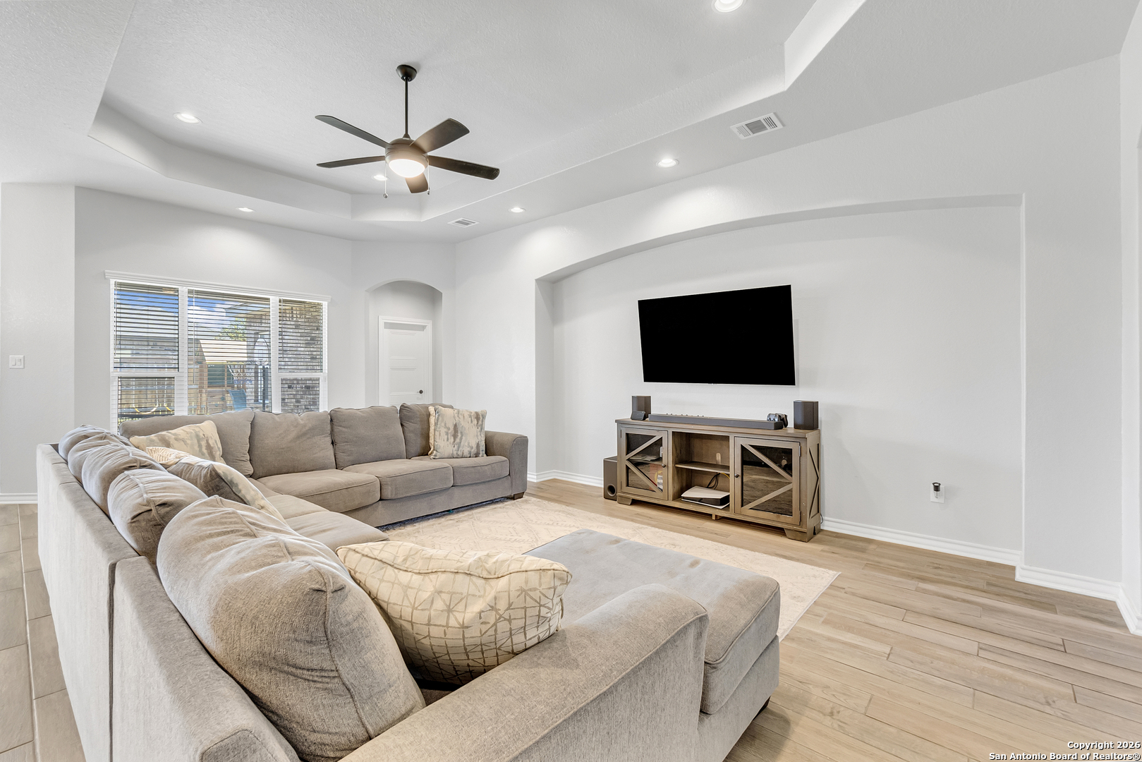 6870 Comanche View San Antonio TX 78233