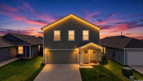 124 Maverick Cove Pleasanton TX 78064