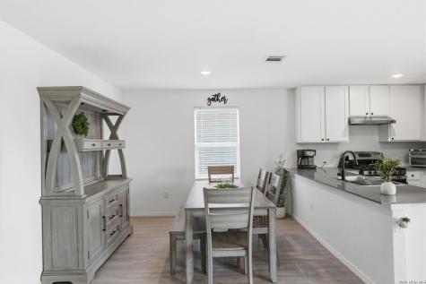 124 Maverick Cove Pleasanton TX 78064