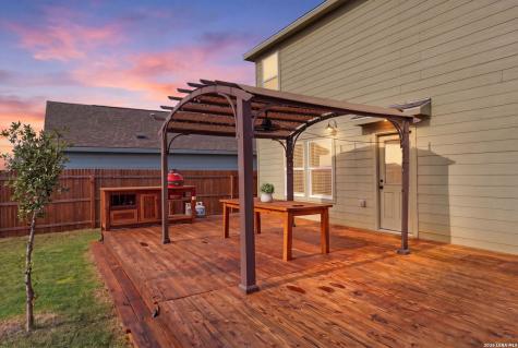 124 Maverick Cove Pleasanton TX 78064