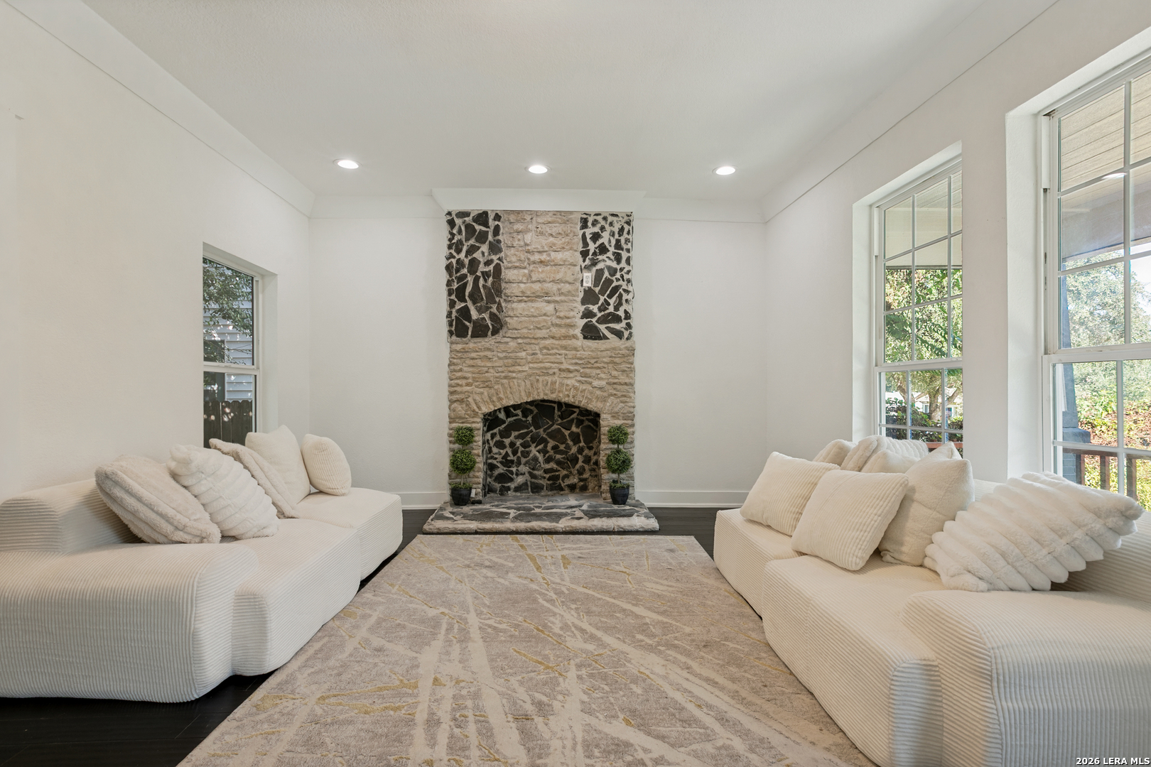 612 W Magnolia San Antonio TX 78212