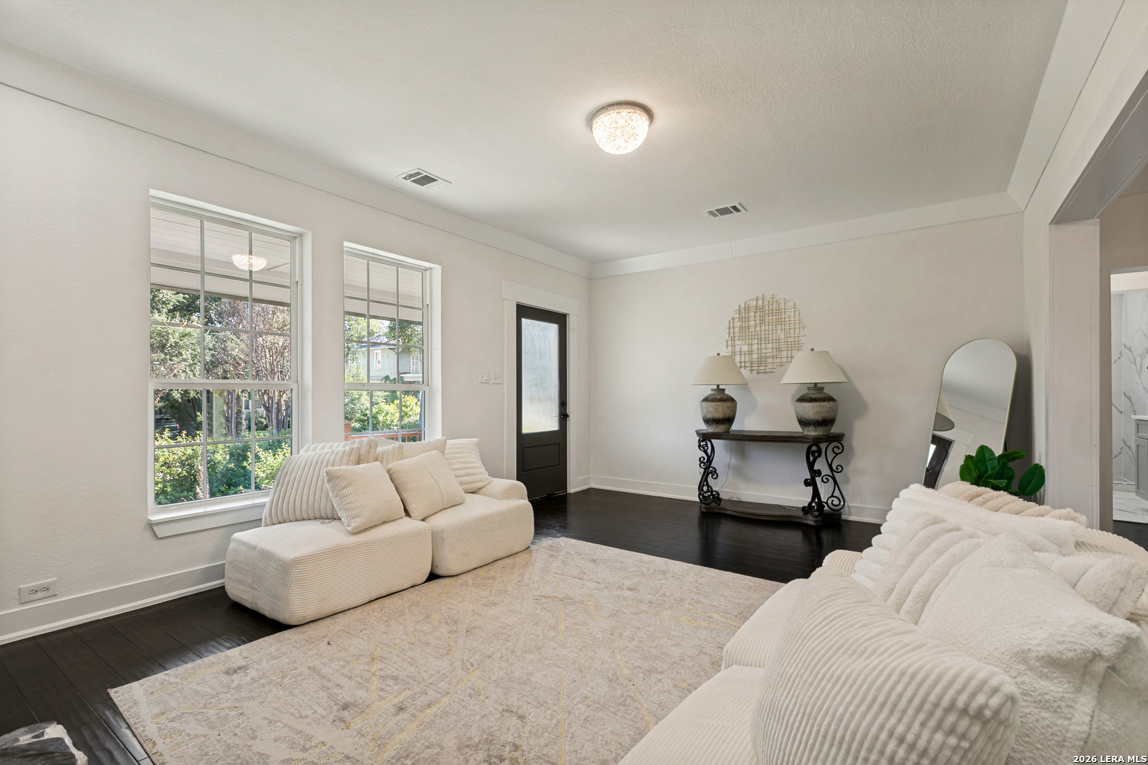 612 W Magnolia San Antonio TX 78212