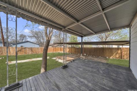 1325 W Mariposa San Antonio TX 78201