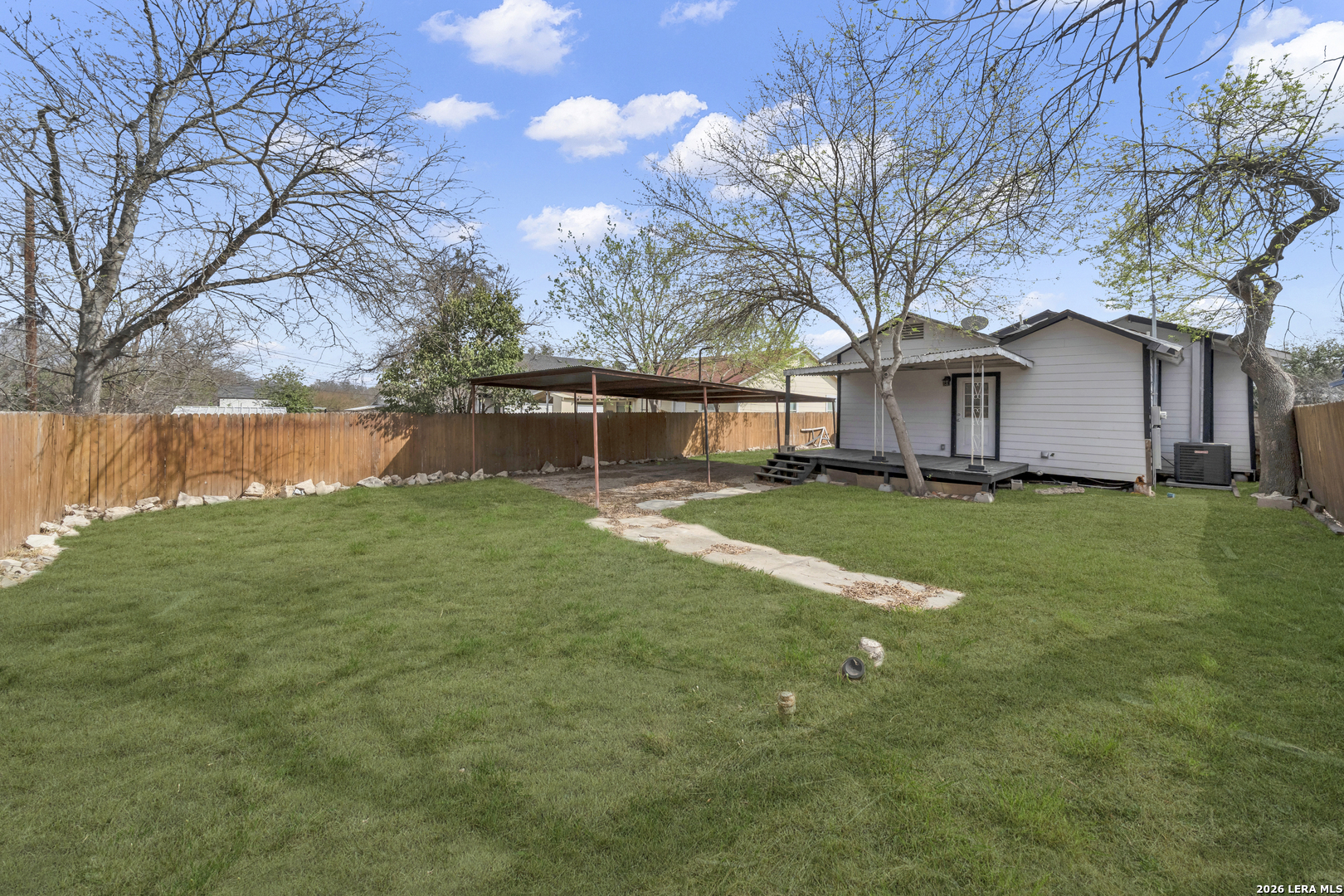 1325 W Mariposa San Antonio TX 78201