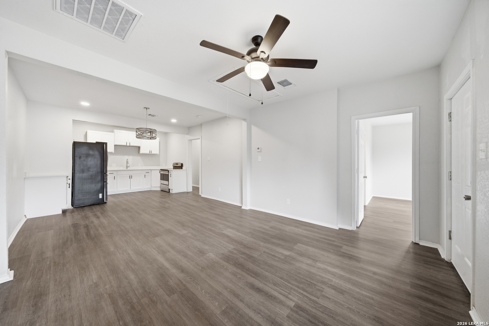 1325 W Mariposa San Antonio TX 78201