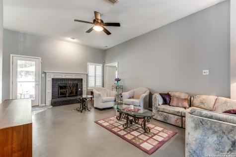 9511 Bonny Bridge San Antonio TX 78240