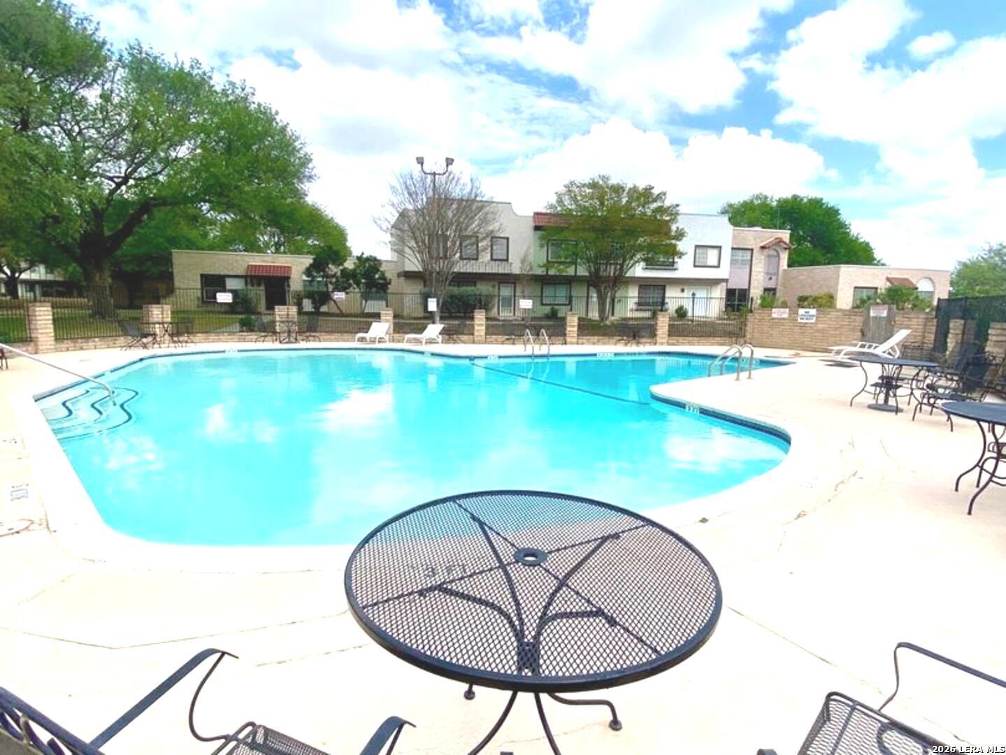 6810 Crown Ridge San Antonio TX 78239