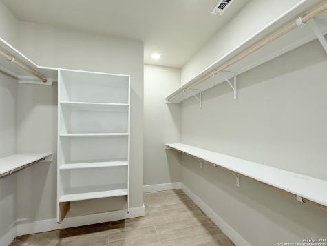 129 Camino Verde Court La Vernia TX 78121