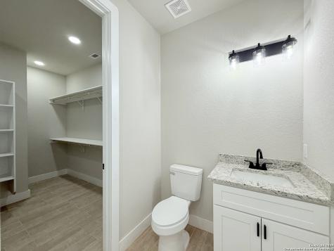 129 Camino Verde Court La Vernia TX 78121