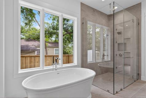 255 Claywell Drive Alamo Heights TX 78209