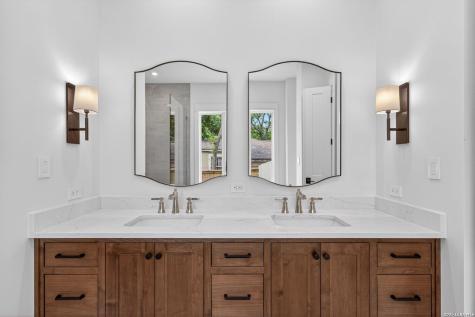 255 Claywell Drive Alamo Heights TX 78209