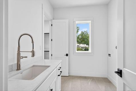 255 Claywell Drive Alamo Heights TX 78209