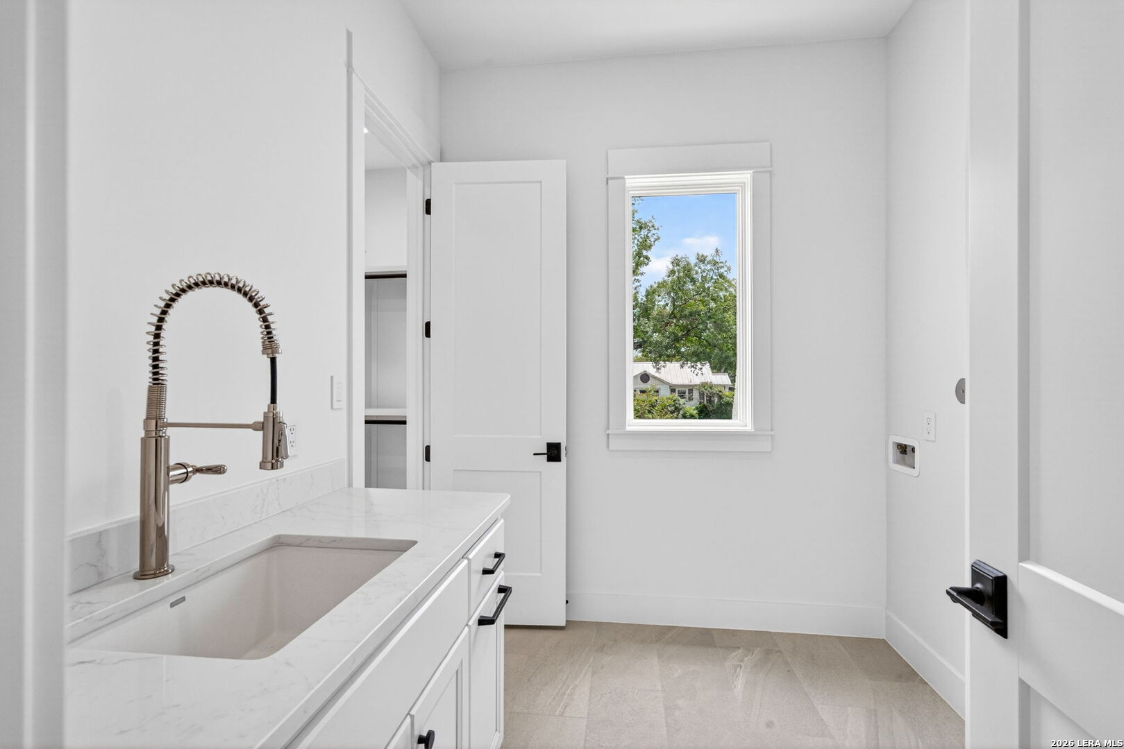 255 Claywell Drive Alamo Heights TX 78209