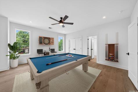 255 Claywell Drive Alamo Heights TX 78209
