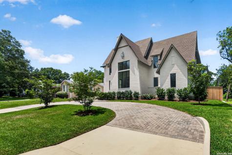 255 Claywell Drive Alamo Heights TX 78209