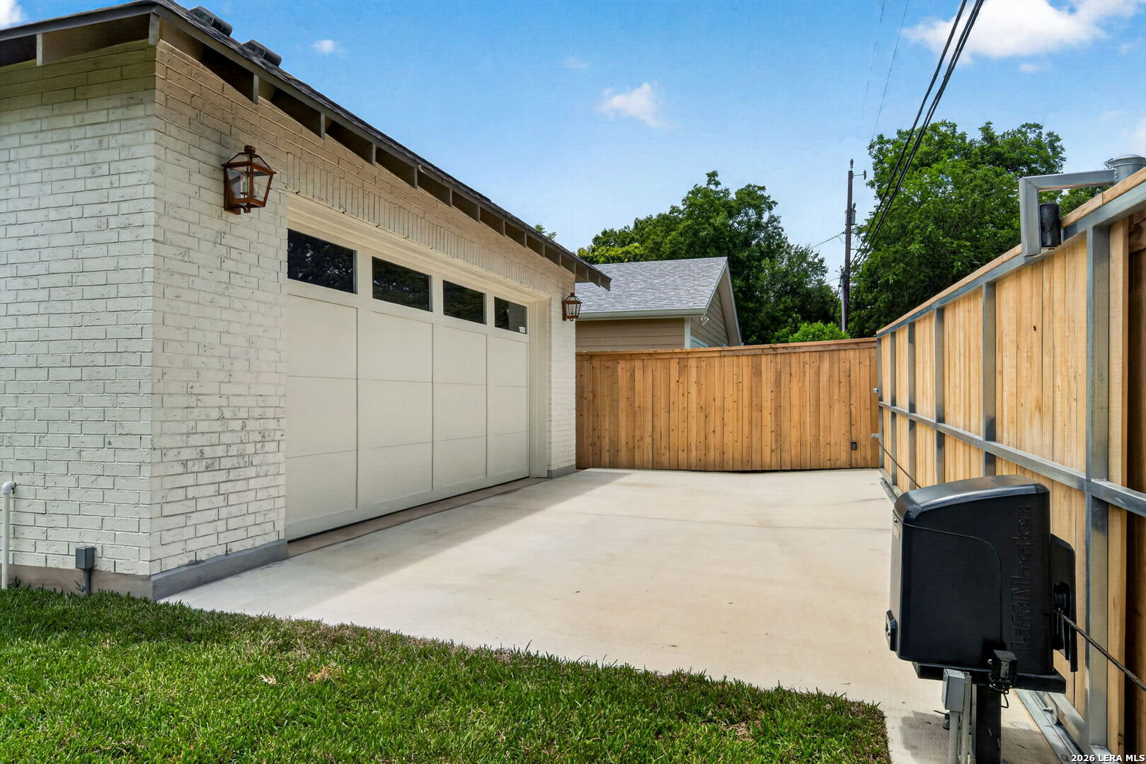 255 Claywell Drive Alamo Heights TX 78209