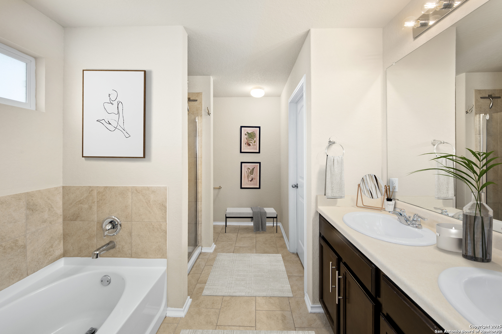 1607 Tree Run San Antonio TX 78245