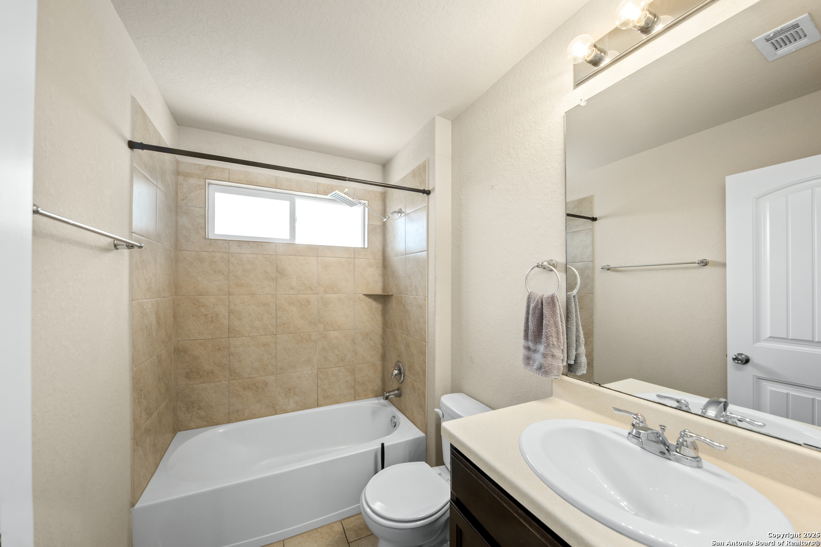 1607 Tree Run San Antonio TX 78245