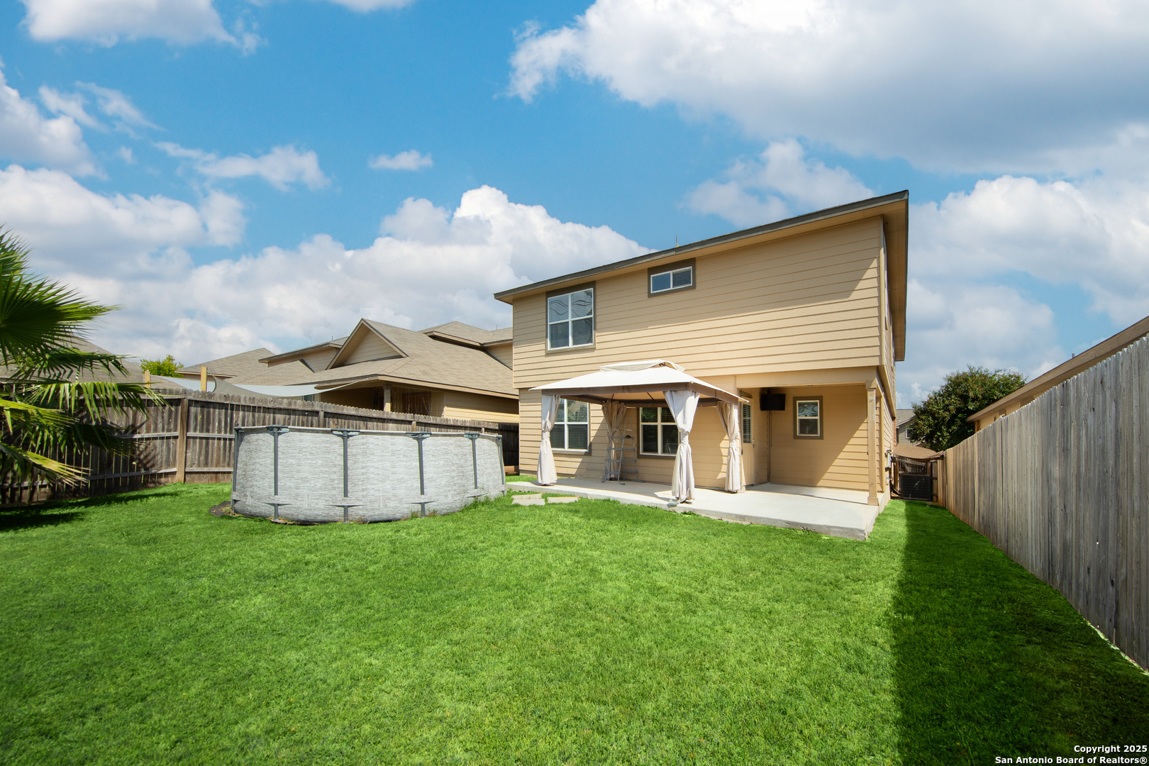 1607 Tree Run San Antonio TX 78245
